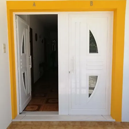 Vivenda Ribeiro Лагуш