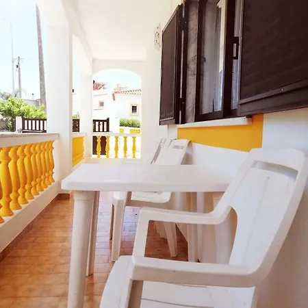 Дом отдыха Vivenda Ribeiro Лагуш