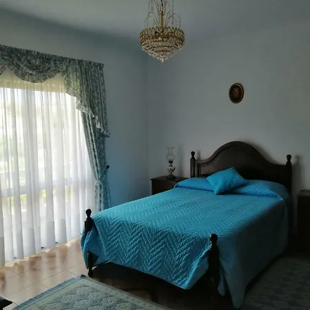 Vivenda Ribeiro Дом отдыха Лагуш