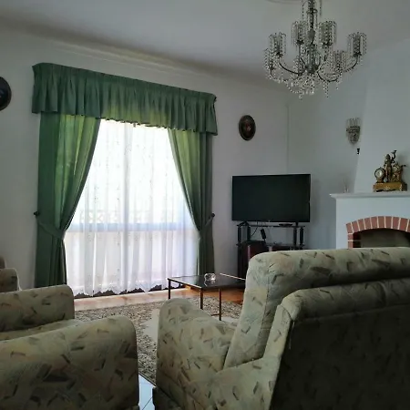 Vivenda Ribeiro *