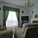 Vivenda Ribeiro *